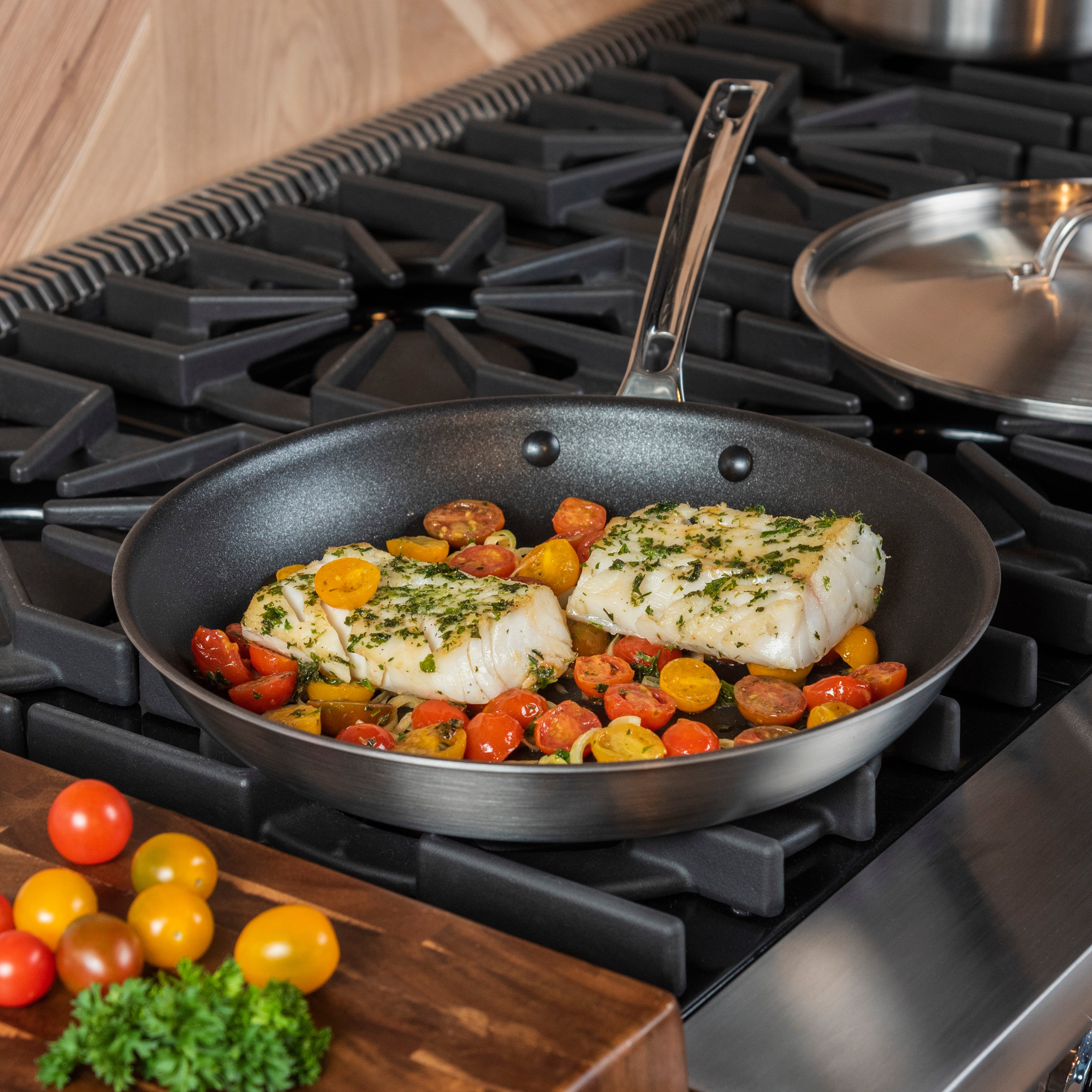 Fry Pans & Skillets